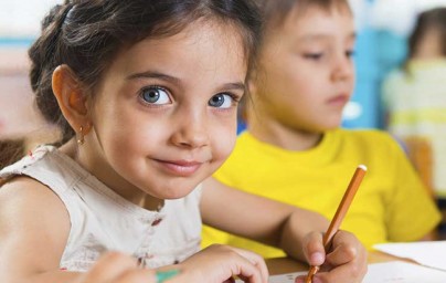 Kako djeci osigurati dovoljno hranjivih tvari za učenje? Kako djeci osigurati dovoljno hranjivih tvari za učenje?